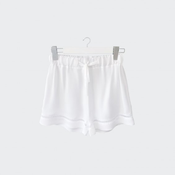 White shorts with hemstitch
