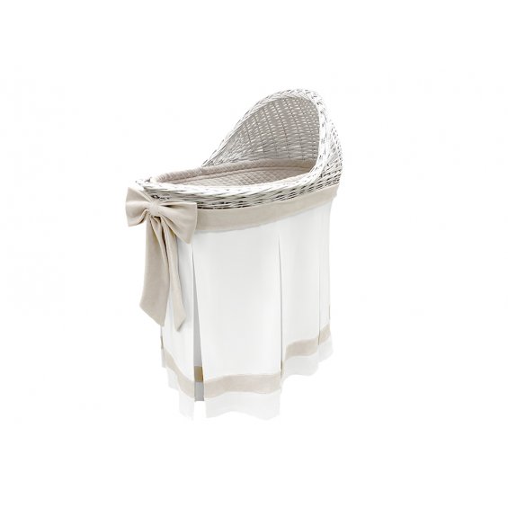 Bassinet with ecru skirt