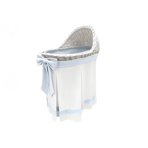 Bassinet with ecru skirt