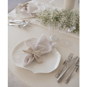 set of 4 beige napkin bands 