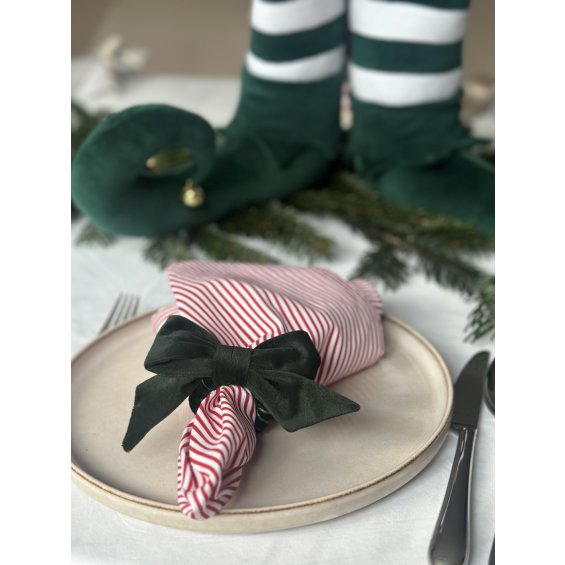 Set of 4 red striped napkins