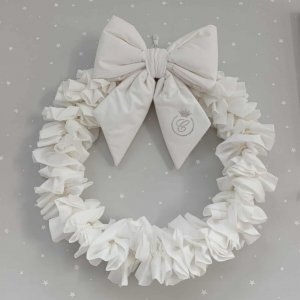 Decorative ecru wreath with Swarovski® crystals