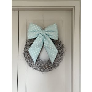 Pistachio decorative bow