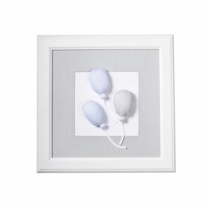 Light grey picture with blue balloons